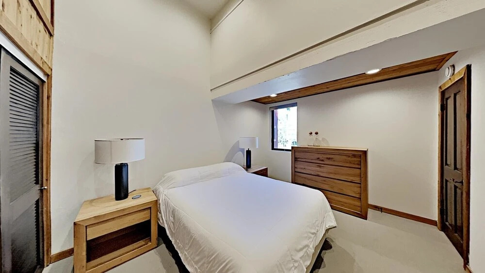 Spectacular Condo Slopeside Location and Mountain View! Close to Village Gondola by RedAwning
