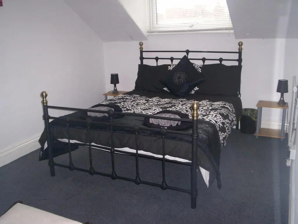 The Oakland Guest House