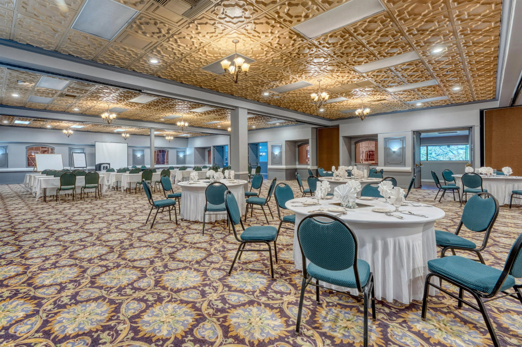SureStay Plus Hotel by Best Western Reno Airport