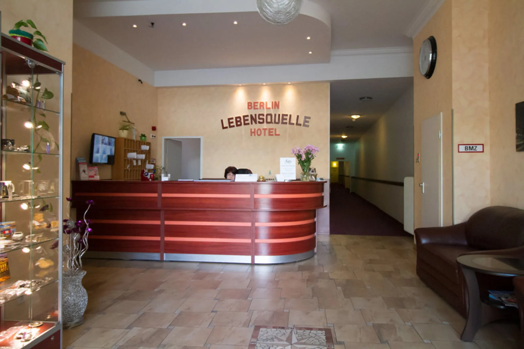 LebensQuelle am Checkpoint Charlie