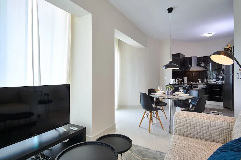 Armonia 24 E10