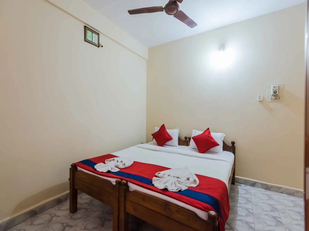 OYO 7288 Traveller Guest House