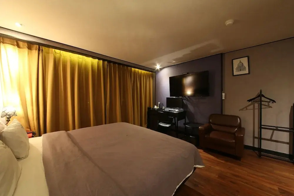 Hotel Frenchcode