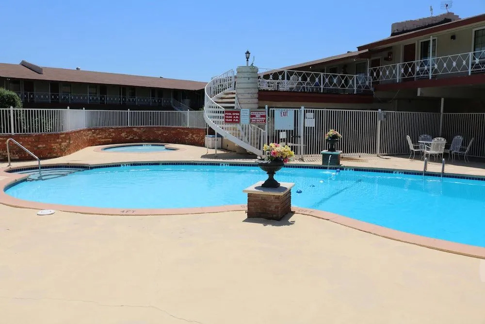 Friendship Inn