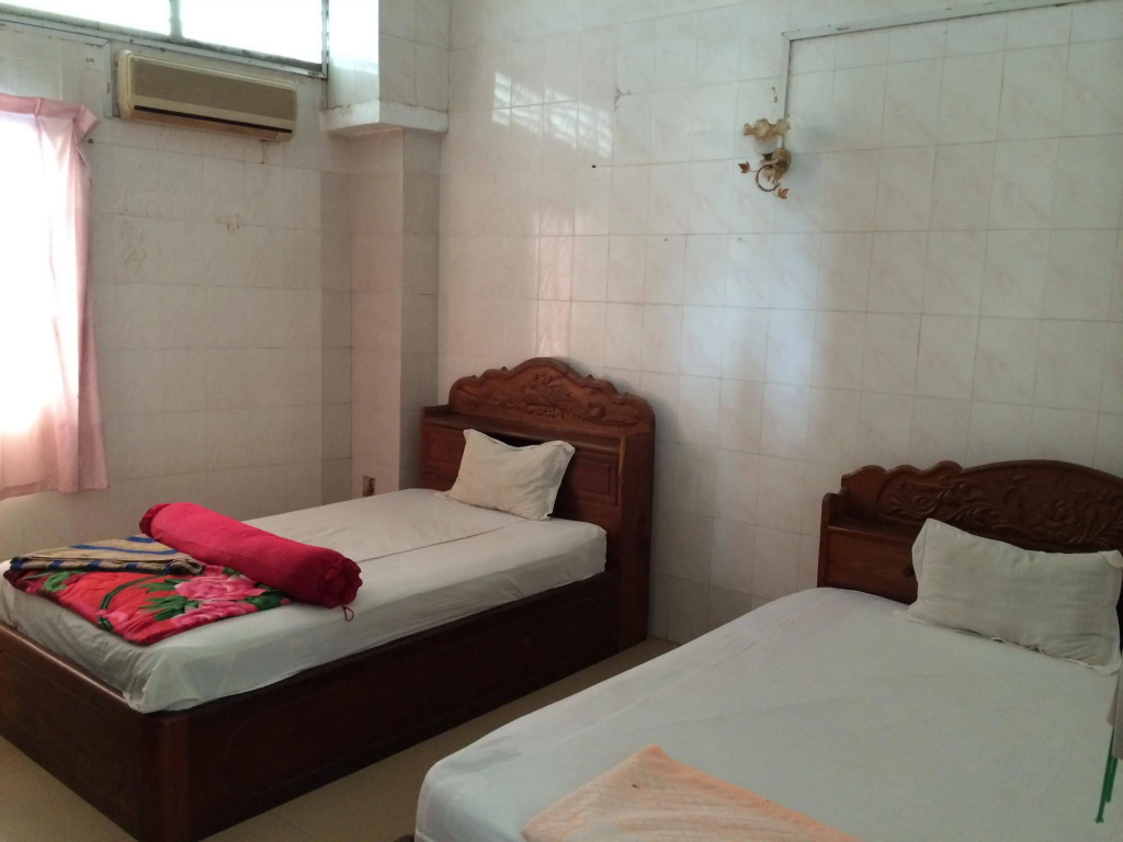 Sim Hour Guest House