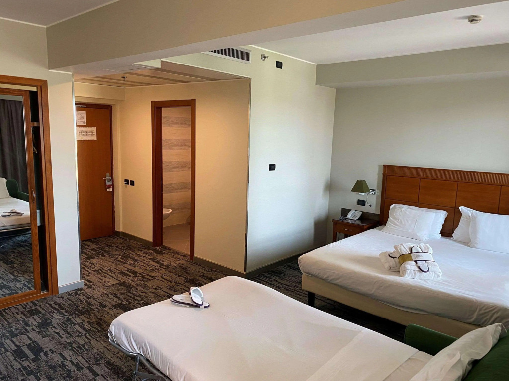 Mercure Rome Leonardo da Vinci Airport