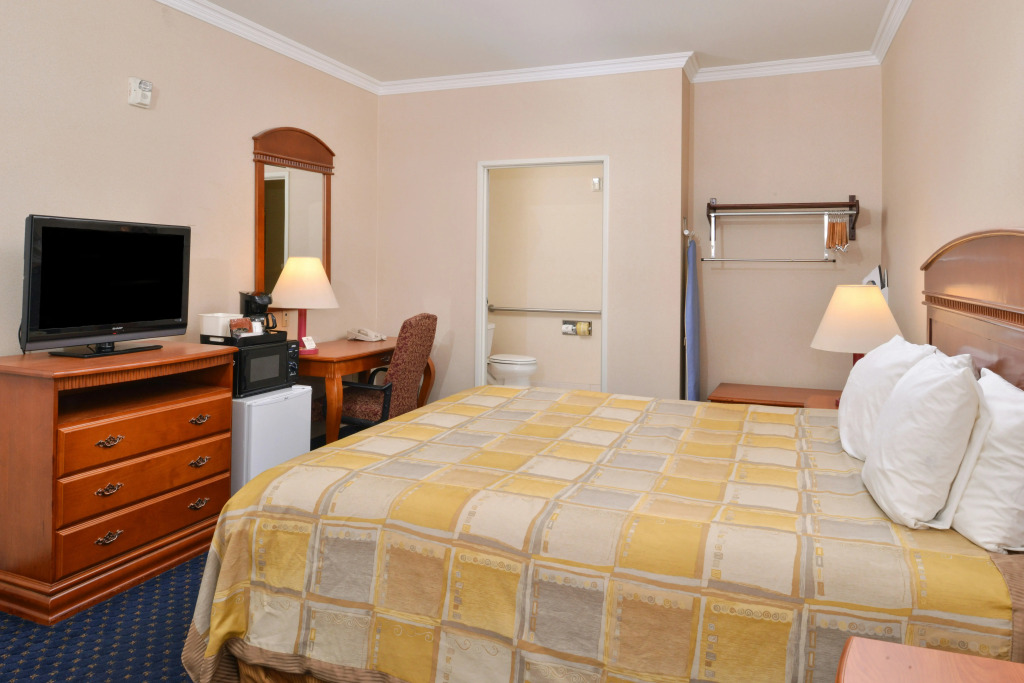 Starlight Inn & Suites Motel 29 Palms Joshua Tree National Park