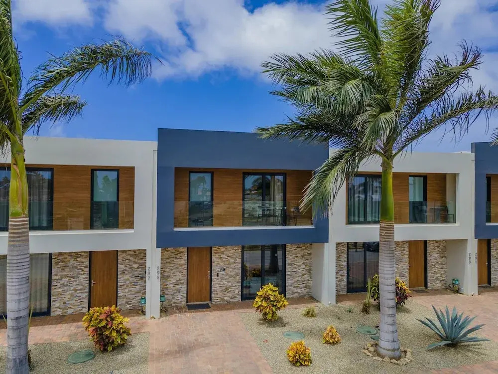 Serene Designer Gem Walk to Beach Strip Pool