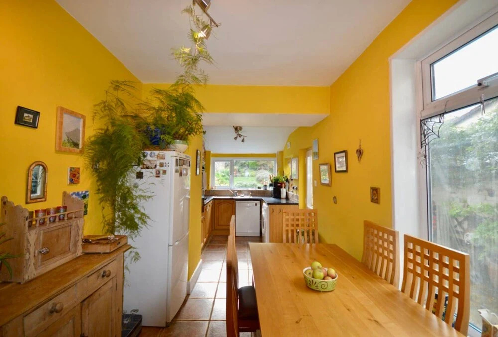 Eclectic Home In Trendy Bristol Suburb