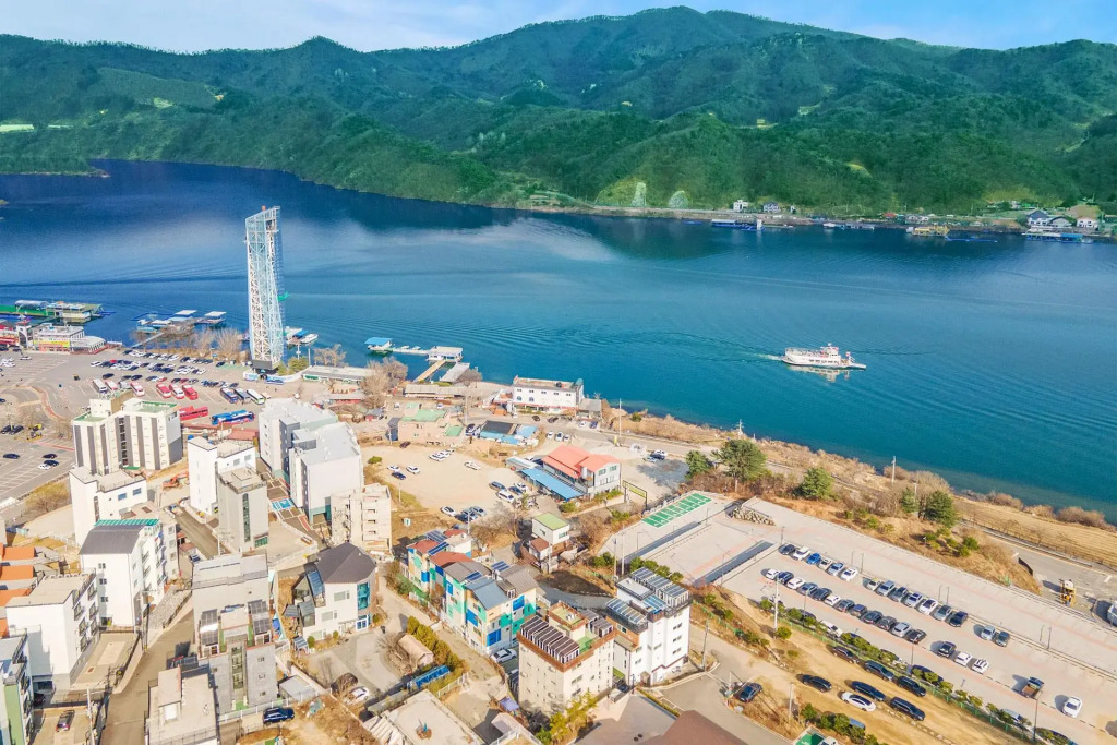 Koi Pension Gapyeong