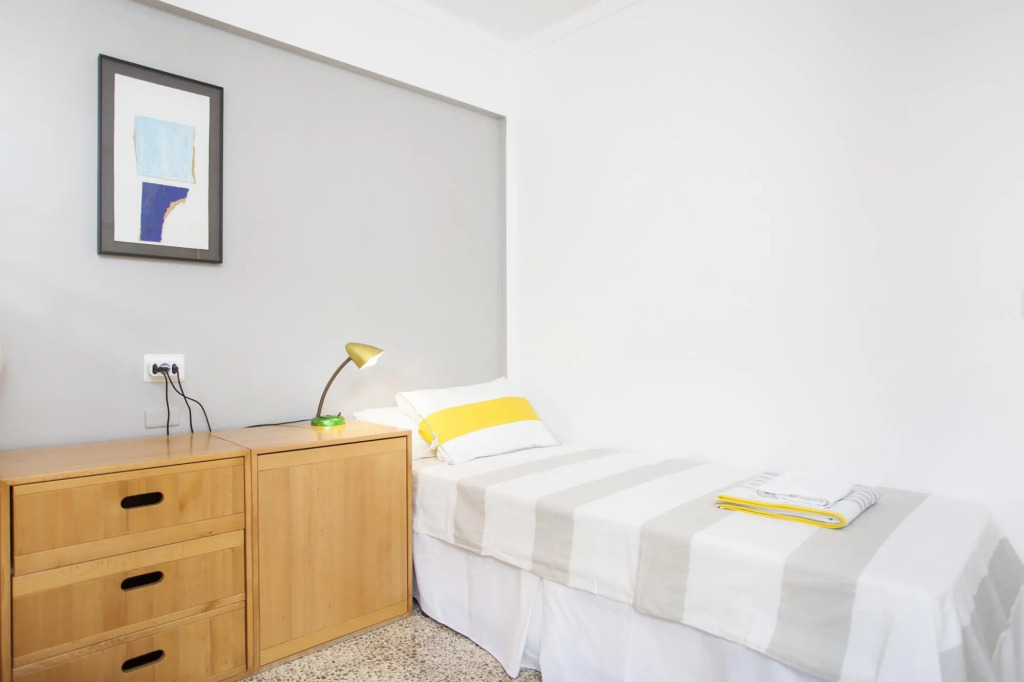 OMBRA DE PINS - House with terrace and 400 metres from the beach Free WiFi
