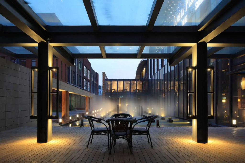 Gloria Plaza Hotel Dong Sheng