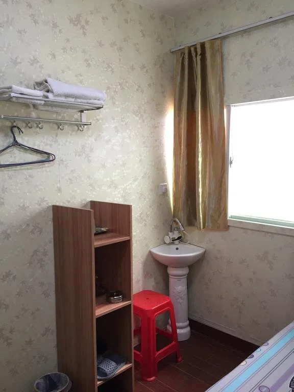 Wuzhou Youth Hostel