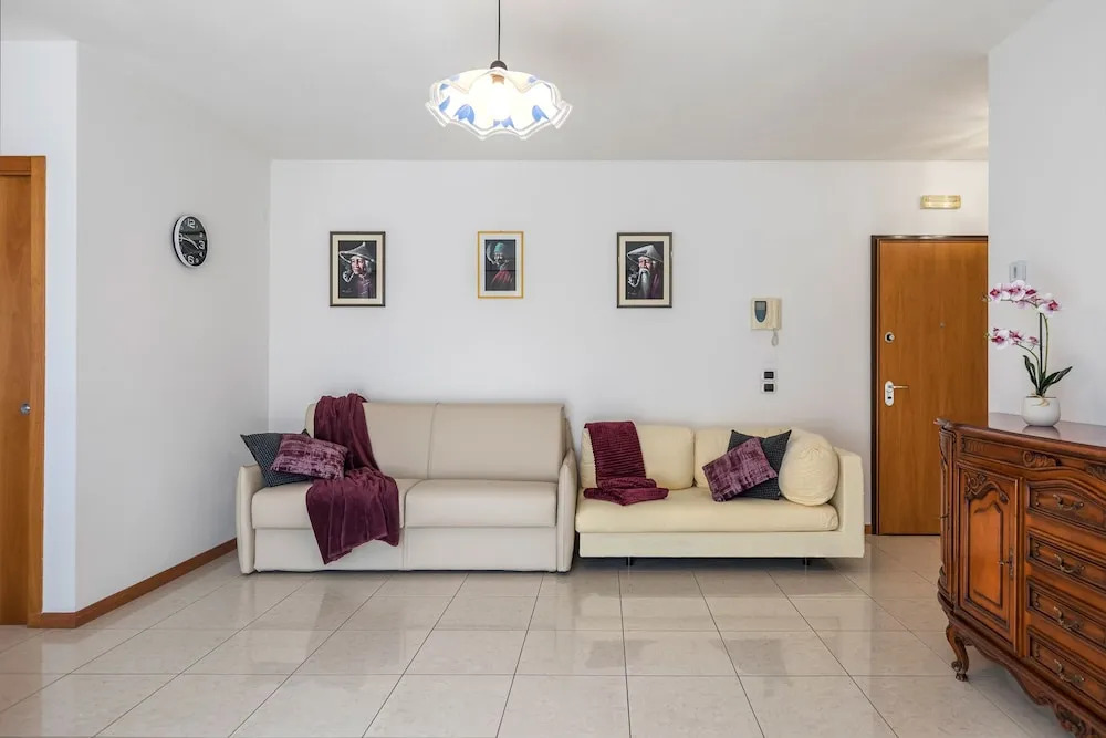 Venice Suite 23