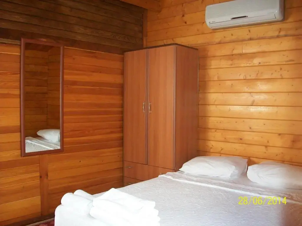 Kriss Otel
