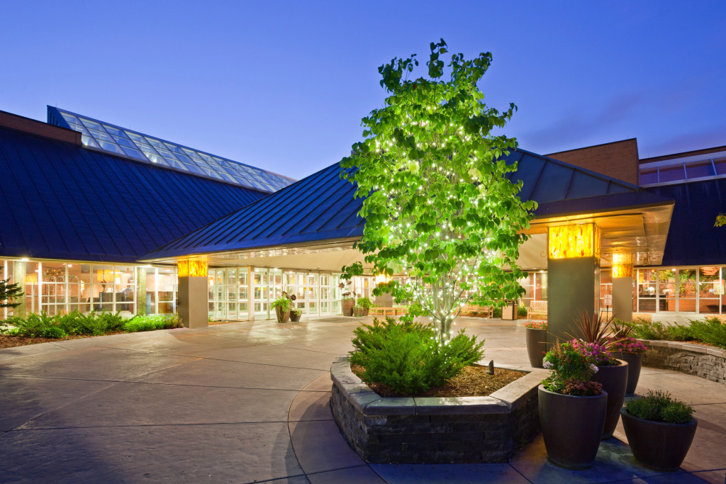 Crowne Plaza Minneapolis West by IHG