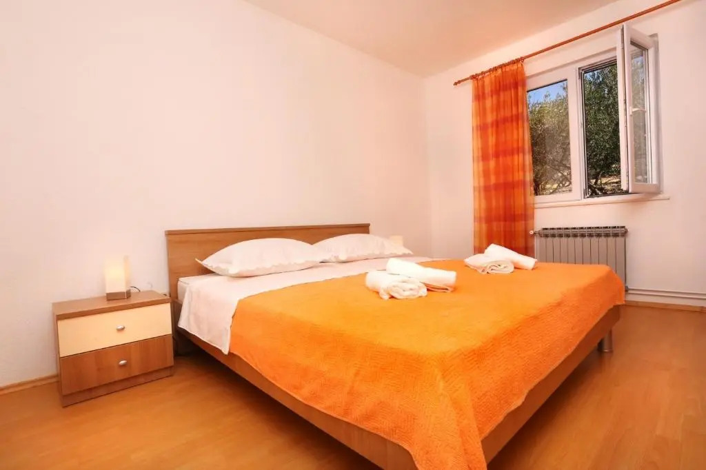 Apartments Davorka - 50m to the sea