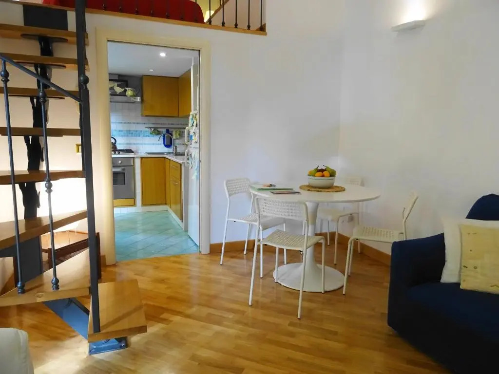 Mezzocannone Holiday House