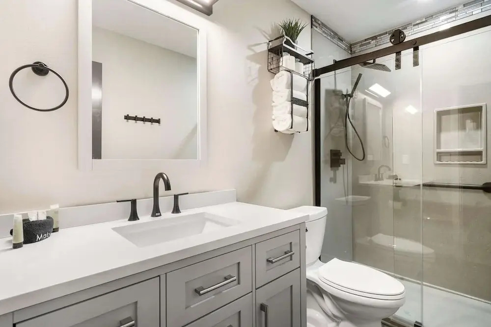 Top Notch Condo for 6