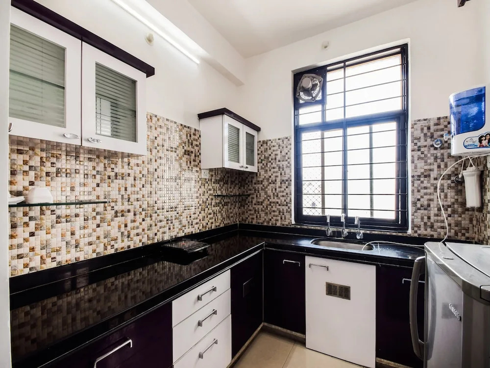 OYO 23562 Home Blissful 3BHK Nela Talaab