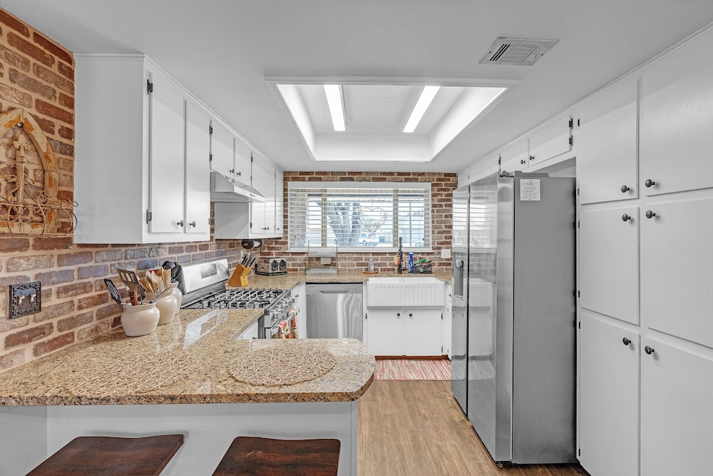 Dean's Retreat At Georgetown 3 Bedroom Home