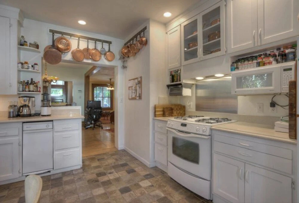 Furlow House Re835