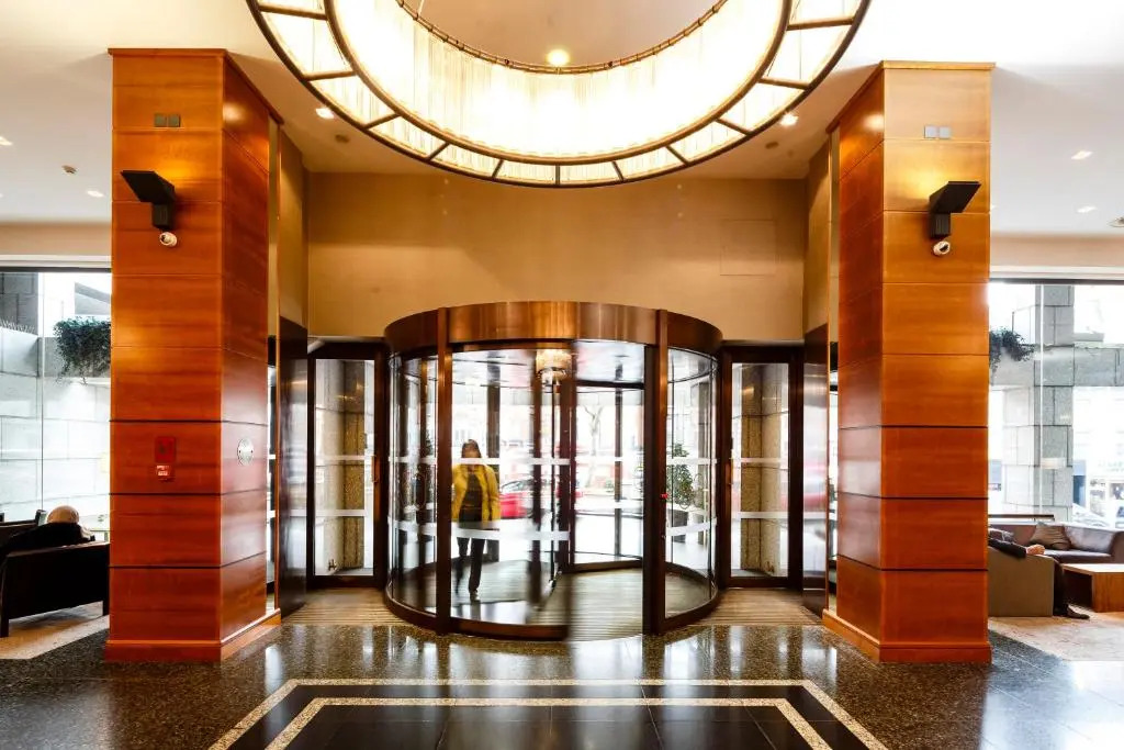 Royal Garden Hotel