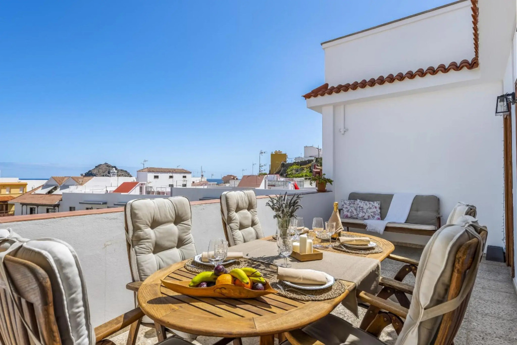 PENTHOUSE in the CENTER of GARACHICO