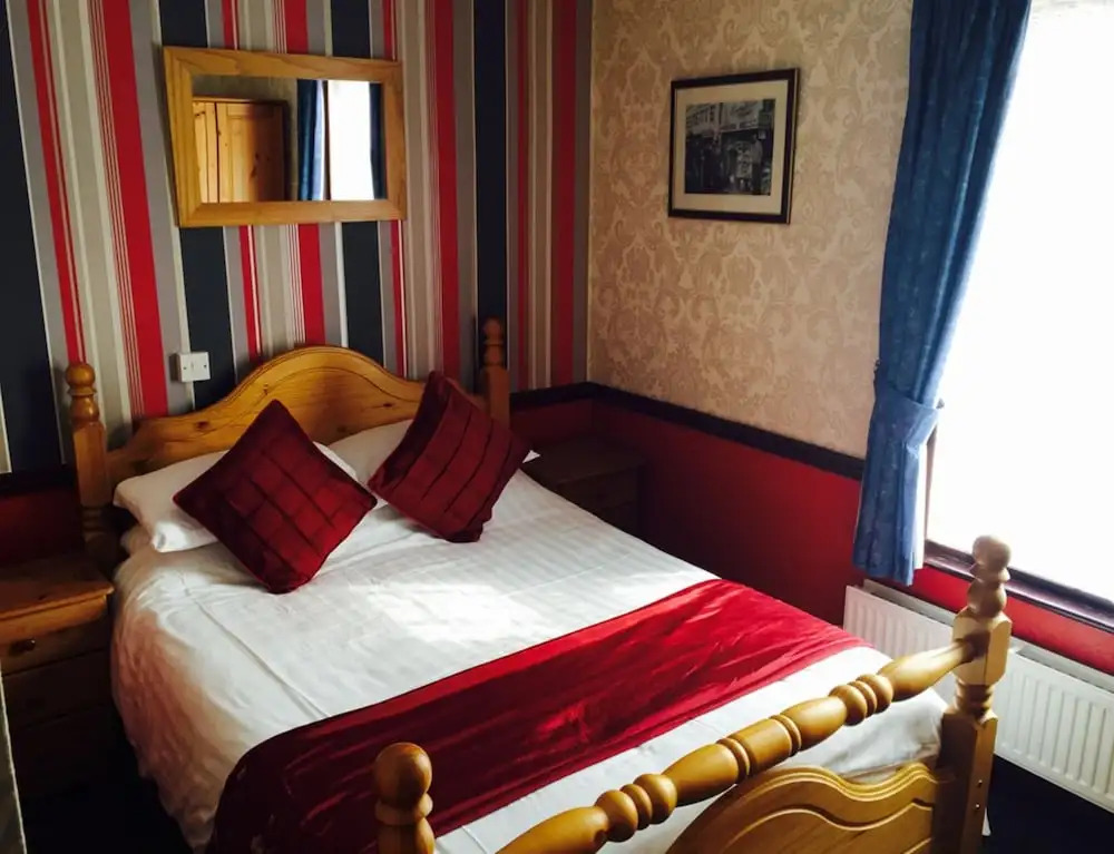 Valdene Hotel