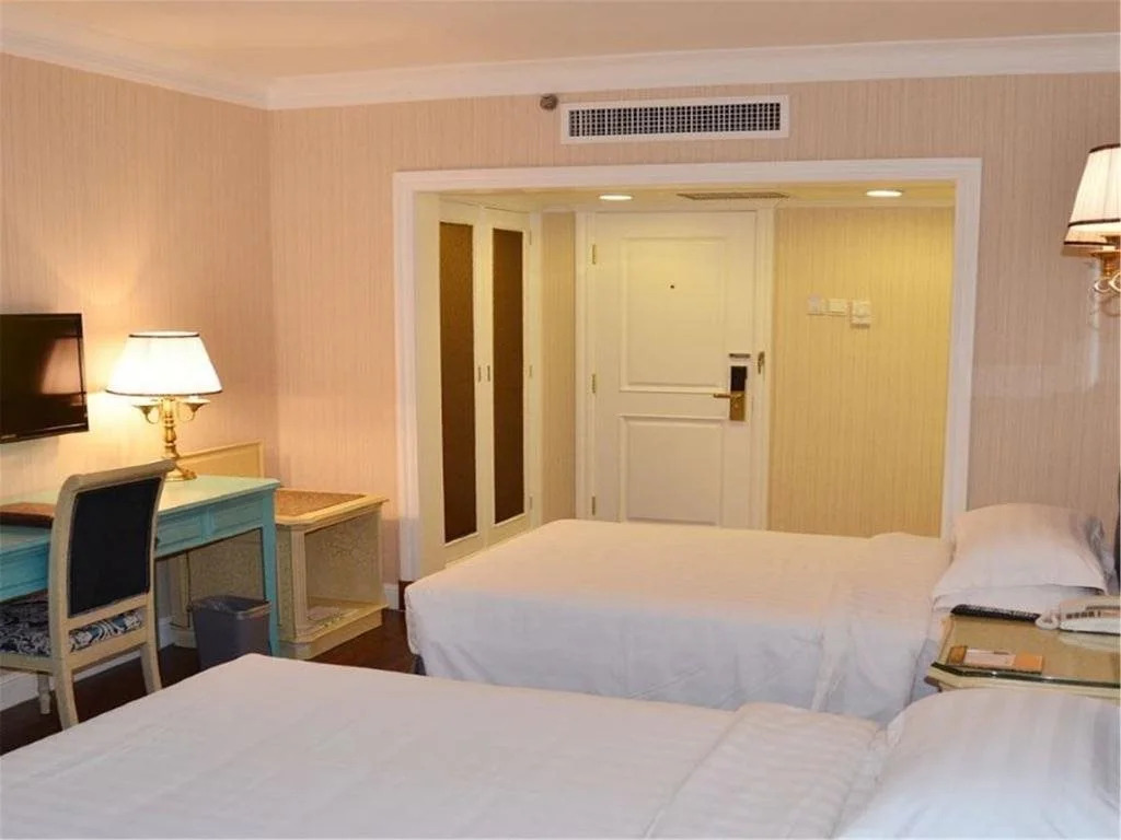 Holiday Garden Hotel