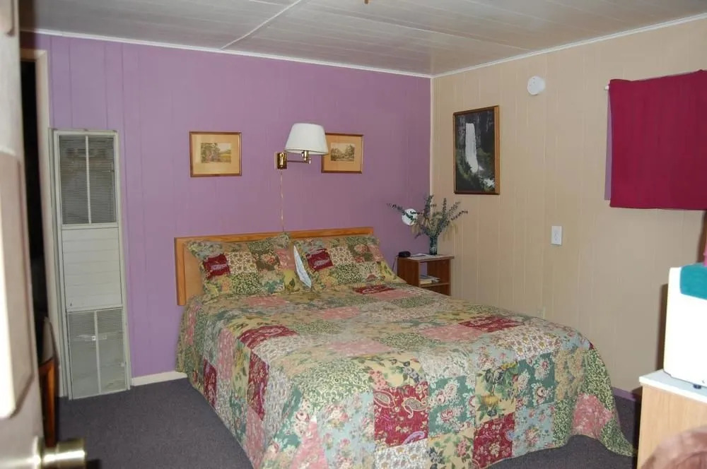 Pinon Court Cabins