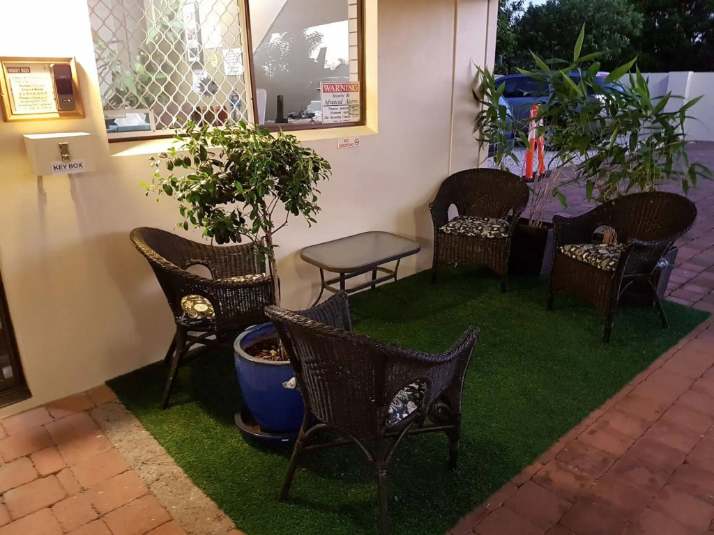 Gold Coast Airport Motel - Only 300 Meters To Airport Terminal