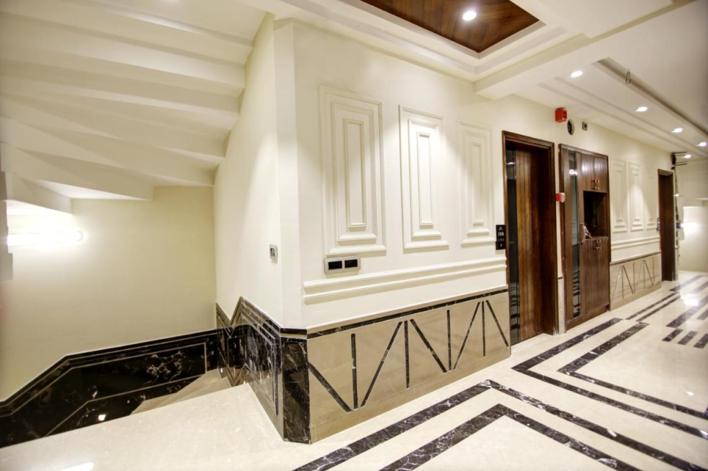 OYO 11325 Hotel Superb