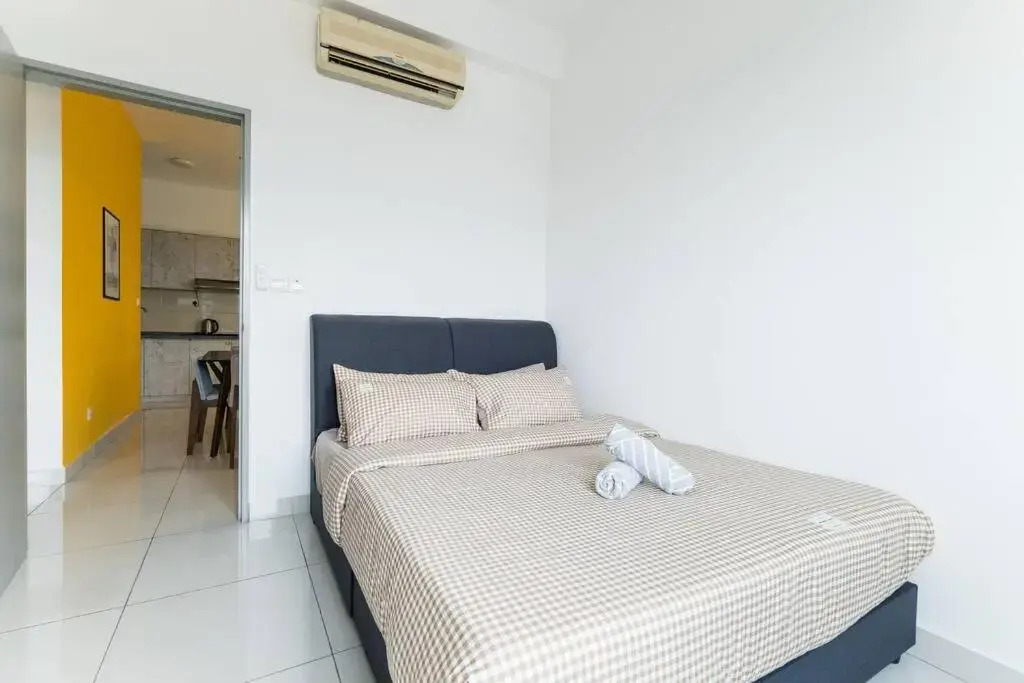 TR Residence Lovely 3 BR unit 6pax next to Titiwangsa LRT