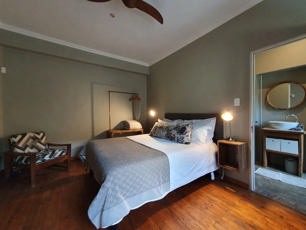 Avo&Oak Guesthouse