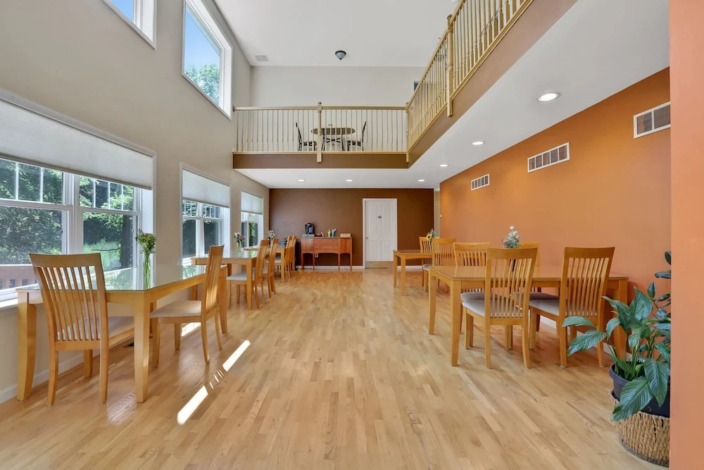 Moondance Ridge Suites