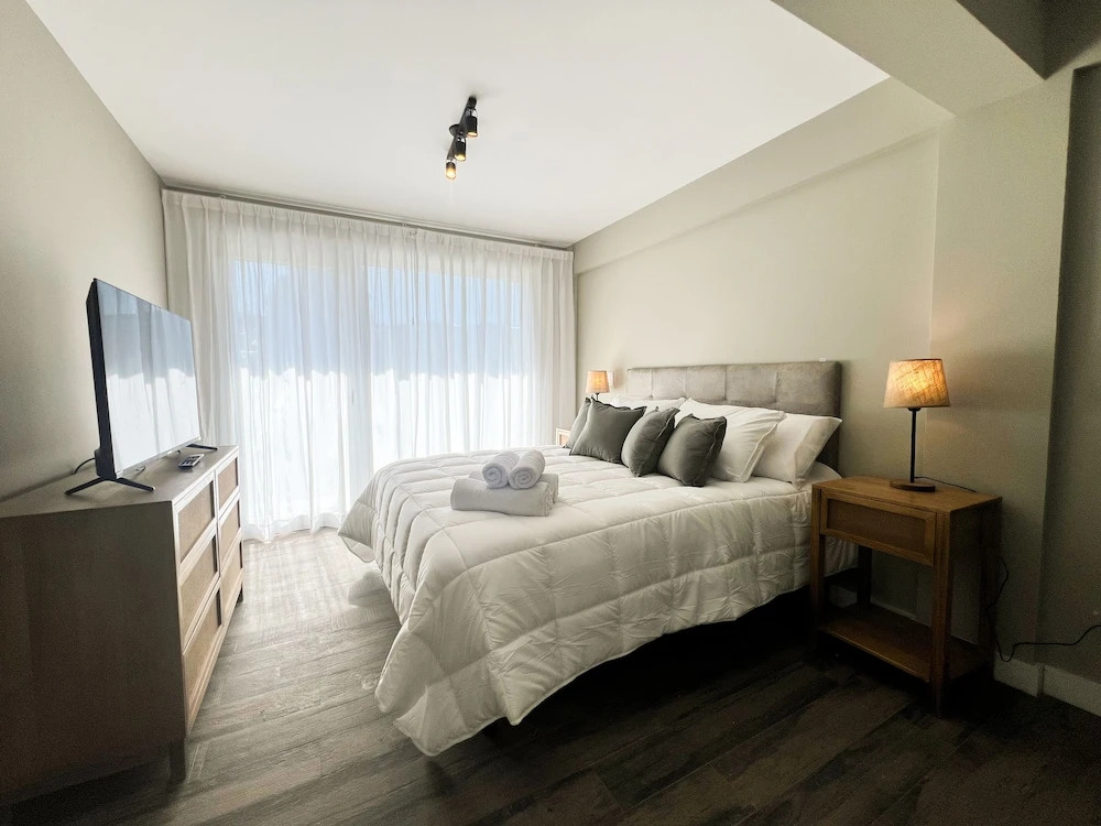 Guemes Apartments