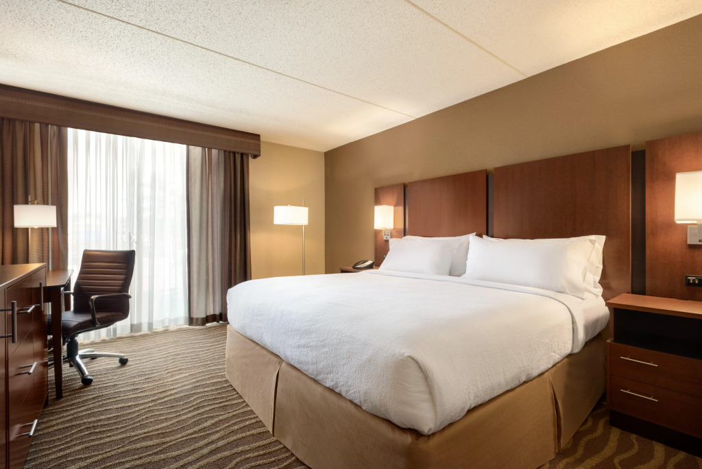 Holiday Inn Hotel & Suites Des Moines-Northwest by IHG