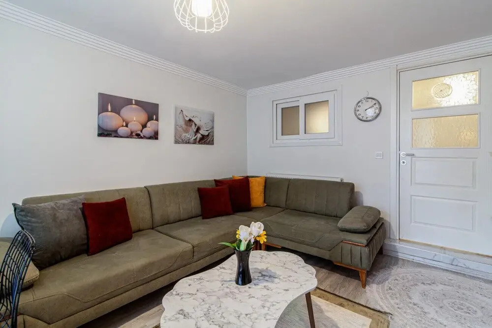 Cozy Flat Close to Various Malls in Kagithane