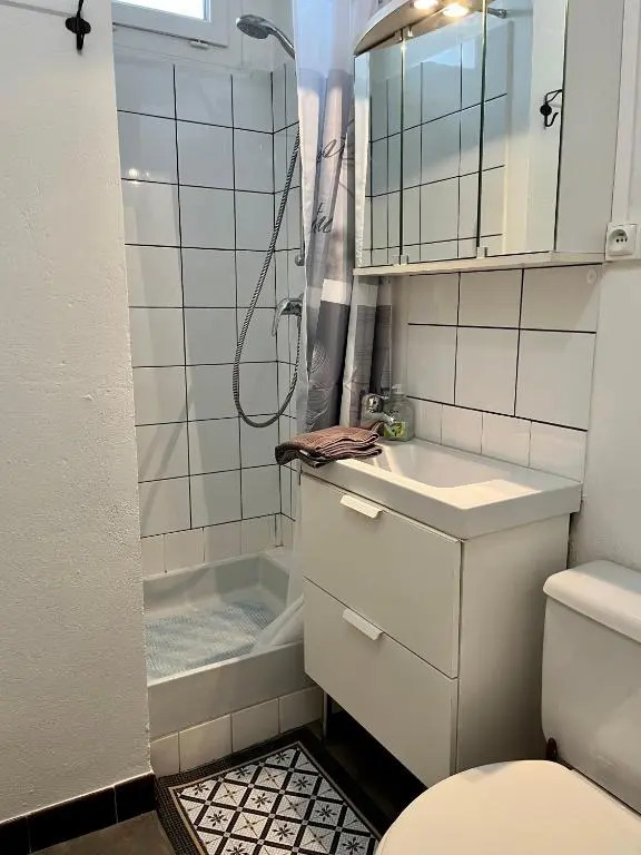 Appartement proche de la plage - wifi, bien agencé