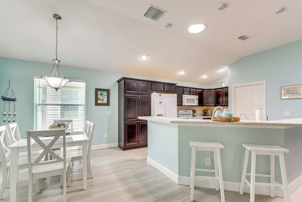 Golf Cart & Pool Access: The Villages Home
