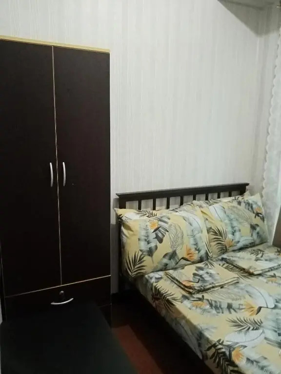 1 br. Condo -EDSA Makati
