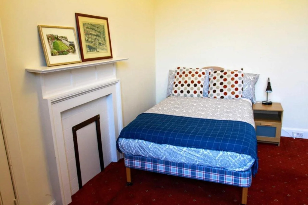 Airdenair Guest House