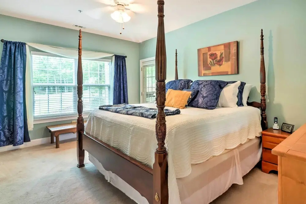 Condo on Kingwood Golf Course ~ 3 Mi to Main St!