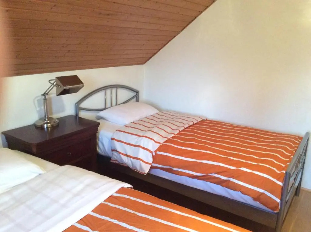 Mountain View Rooms