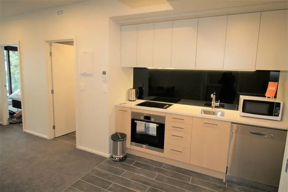 Vibrant Brand New 2 Bedroom Apt You Must Not Miss (Connect 201)