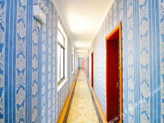 Yuanwei Holiday Hotel