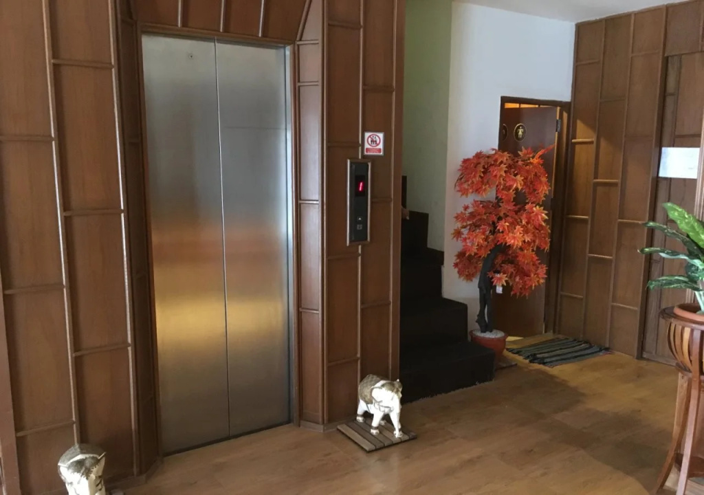 Lotus Hotel Patong