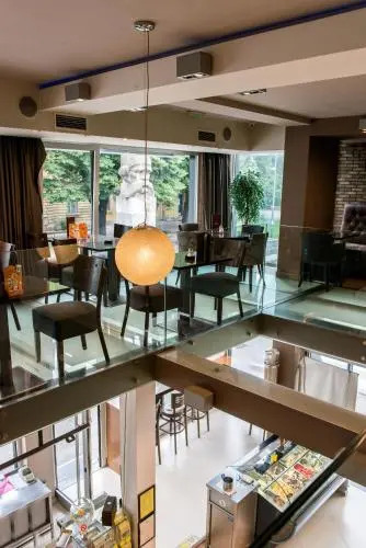 Zam Residence