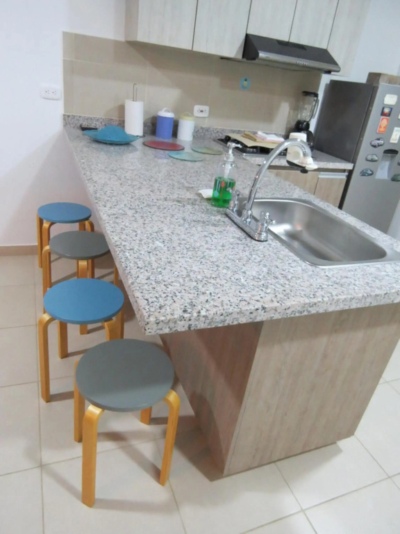Precioso apartamento con piscina y wifi